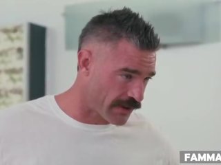 Im your stepfather and im aici pentru the massage&excl; - demi sutra și charles dera